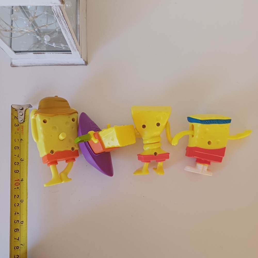 Lot of 4 Spongebob Squarepants Toy Figures - Picture 3 of 3
